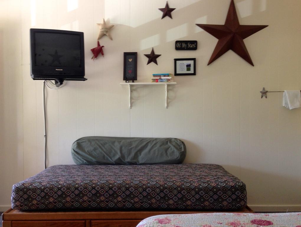 ת'רי ריברס Sequoia Motel חדר תמונה